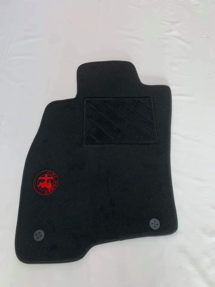 Tappetini auto alfa mito qv / alfa mito logo alfa corse