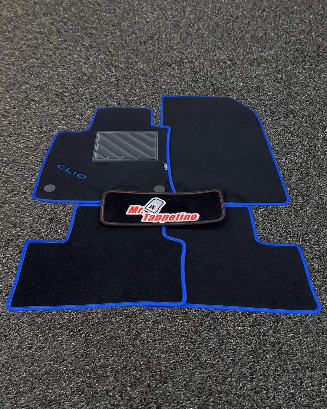 Tappetini logo mod.corse Renault clio 4 RS / Renault clio 4