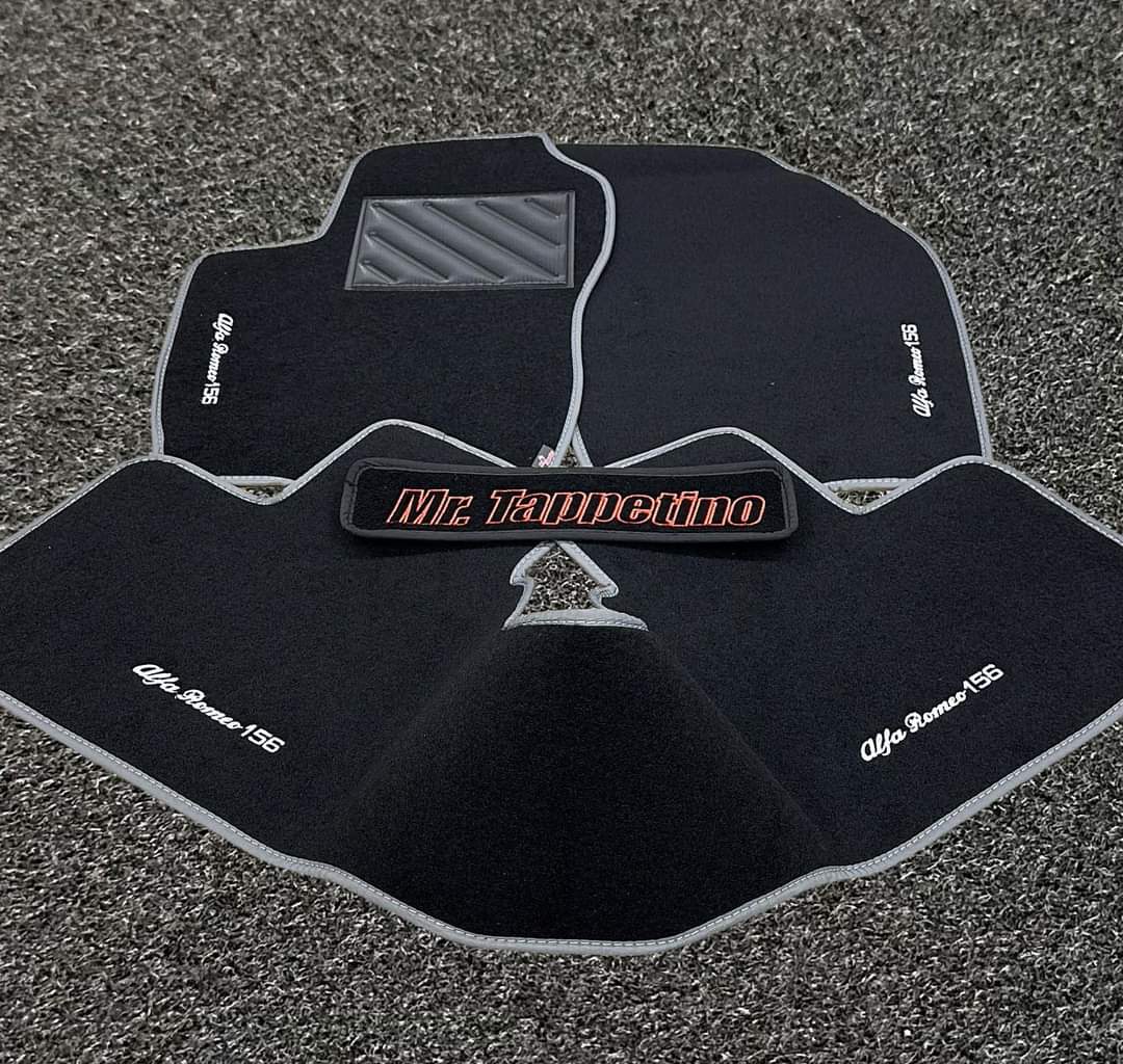Alfa Romeo 156 logo mats