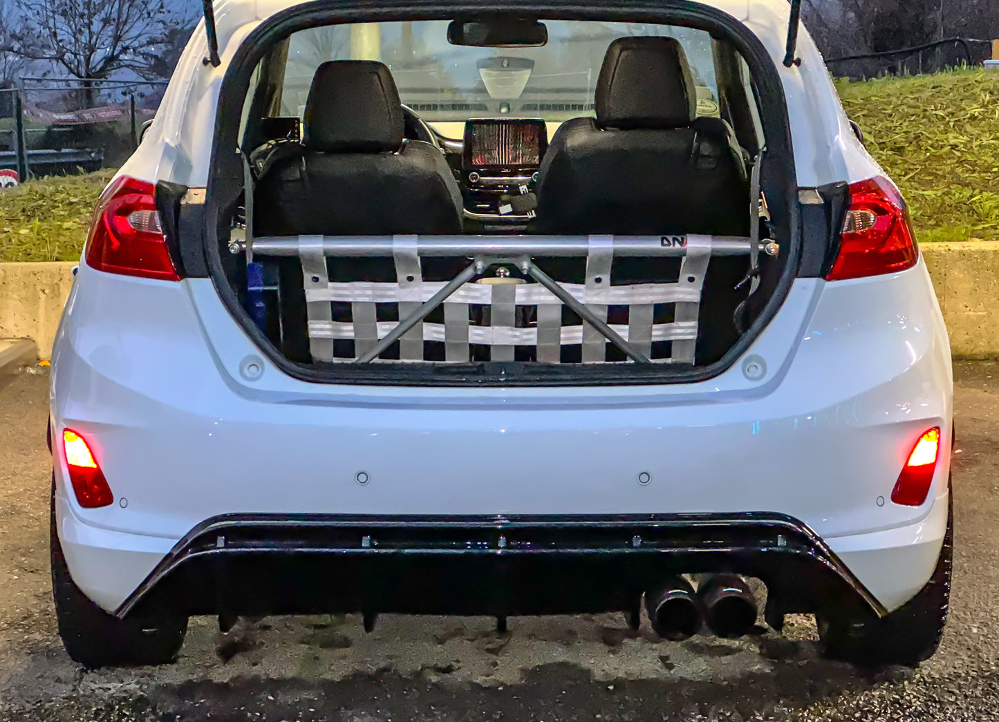 LNM ultra-resistant net made to measure for non-LNM trunk bar (see photo)