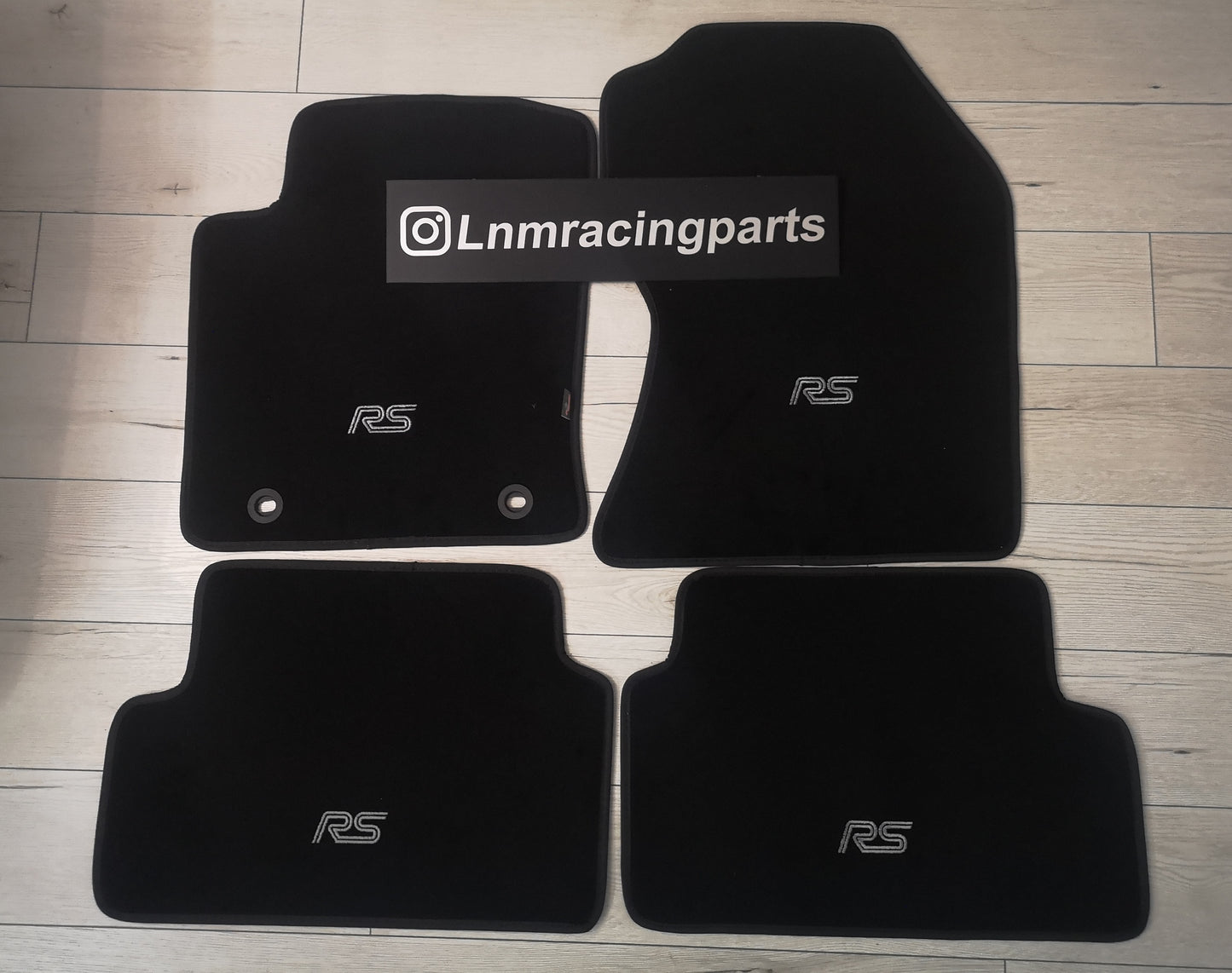 Ford focus RS MK1 1998-2005 premium black velour floor mats with white RS logo and black edge