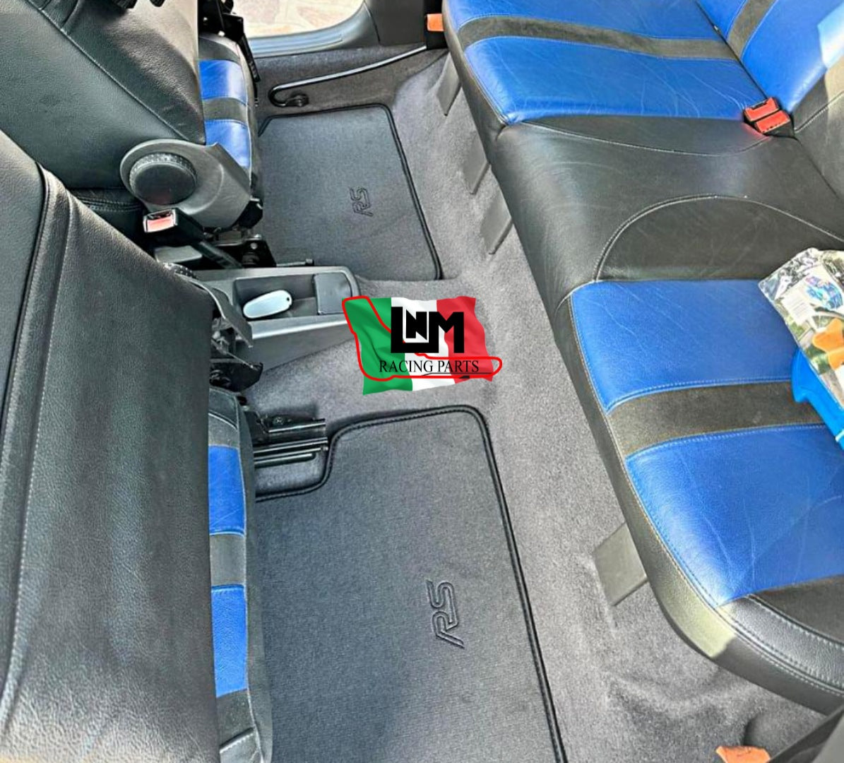 Car mats similar to the original Ford focus RS MK1 1998-2005 premium velvet medium grey + customised RS logo black reproduction original