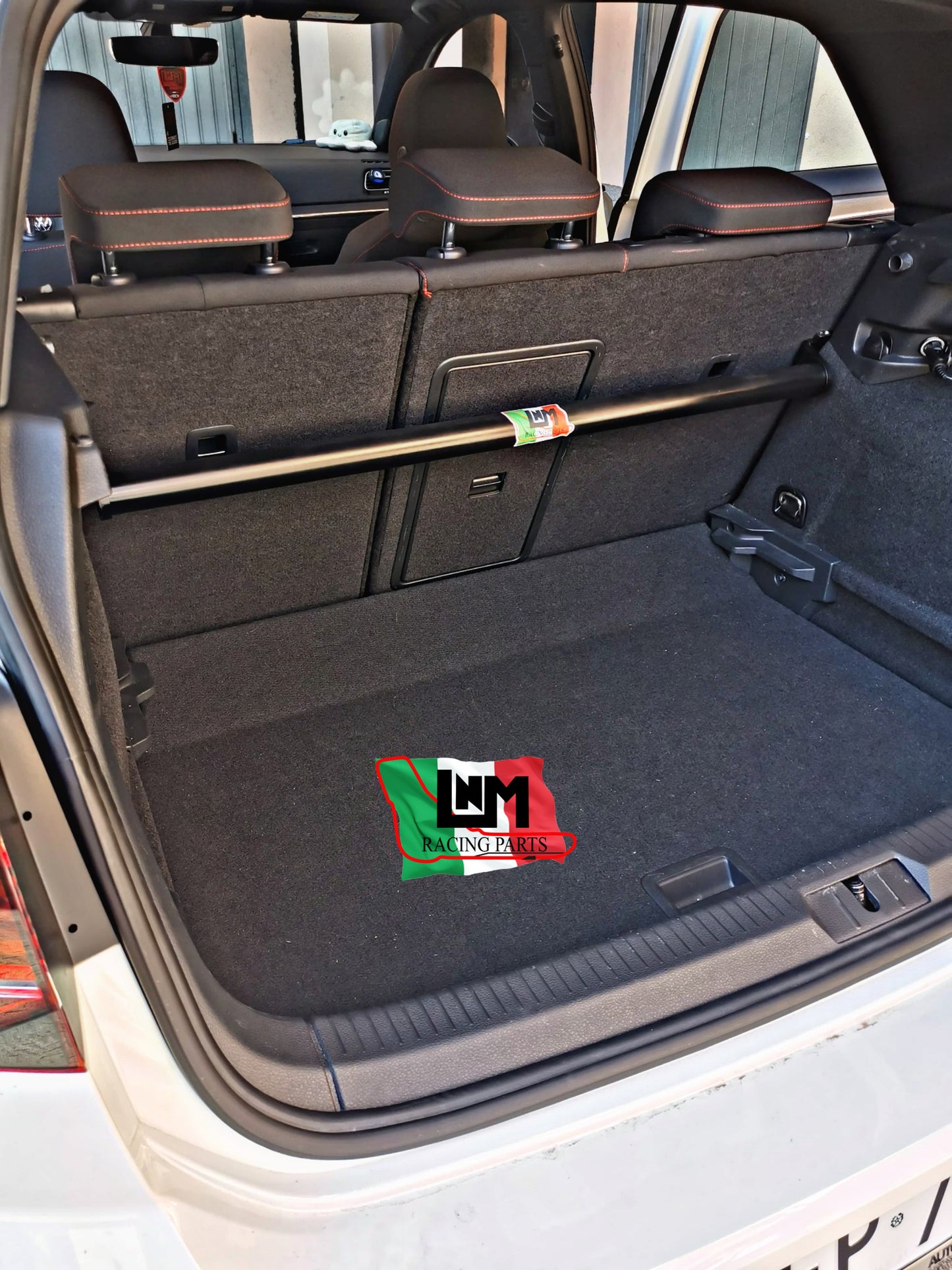 Barra irrigidimento baule duomi posteriore LNM Volkswagen golf 7 7.5 8 GTI / TSI / TDI Leon MK3