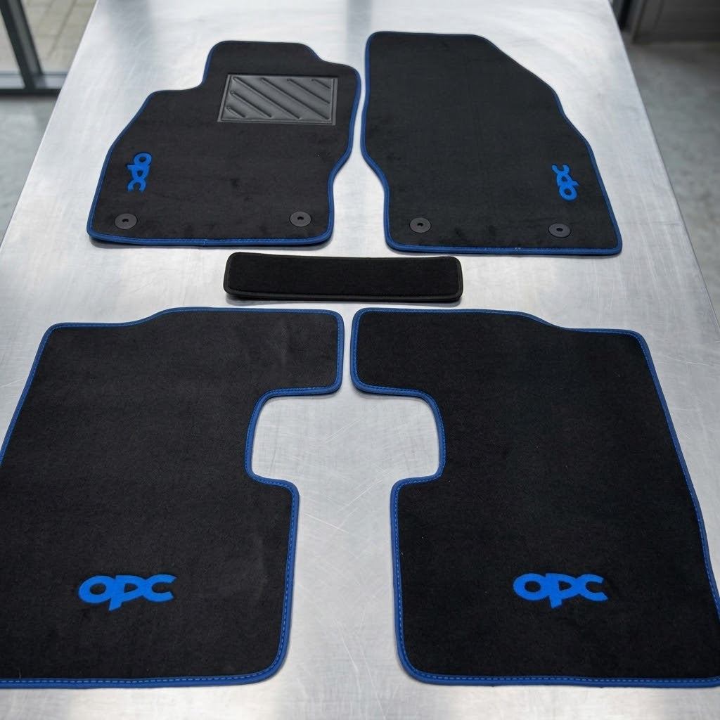 Tappetini Opel Corsa OPC logo