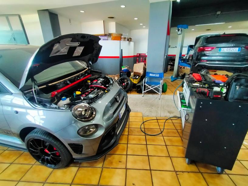 Barra duomi anteriore irrigidimento 500 ABARTH / fiat 500 LNM (no scatola filtro originale)