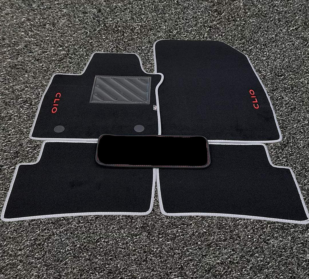 Tappetini Gomma Renault Clio 4 Tappetini Gomma Renault Clio 4
