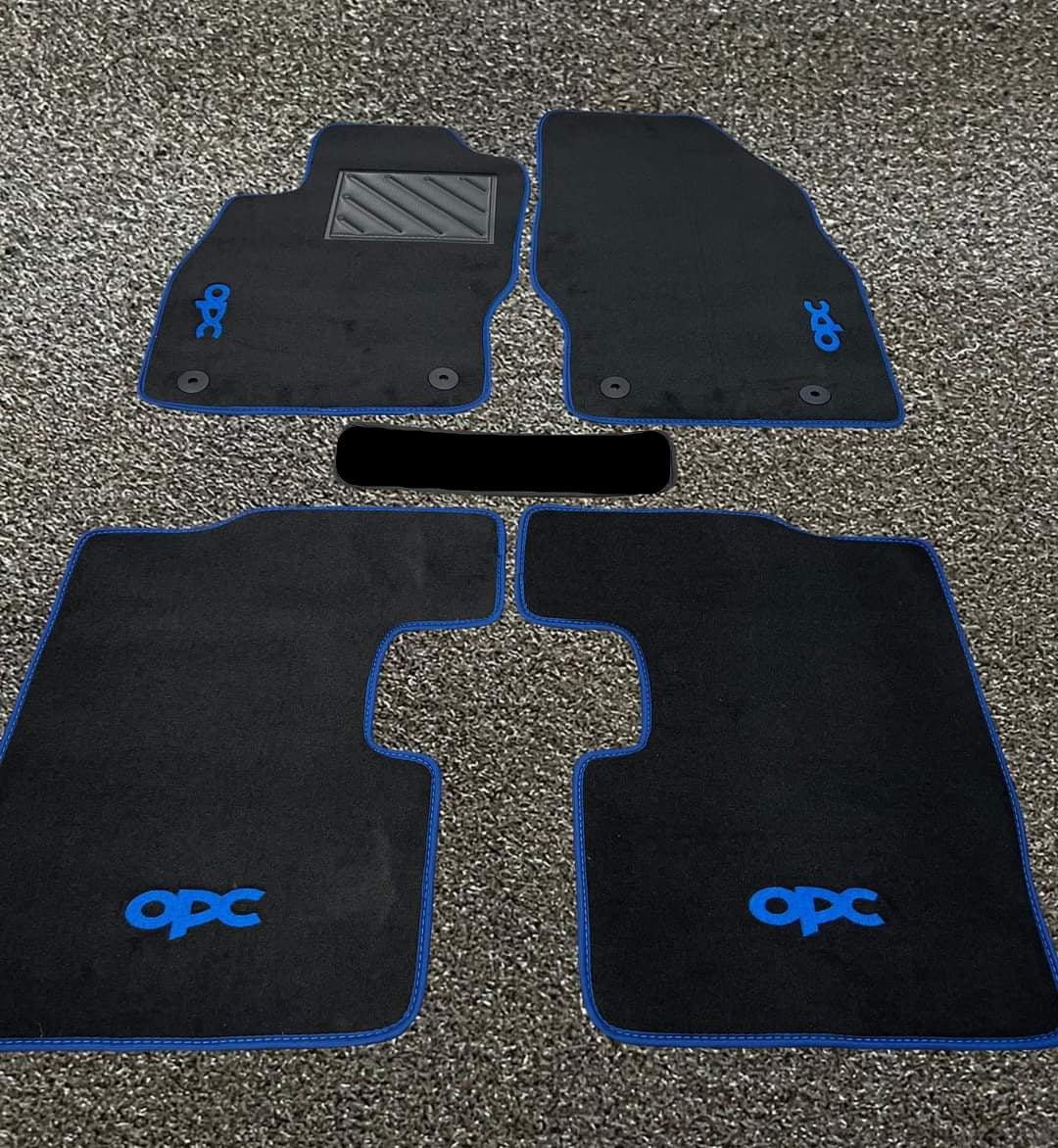 carmat Tappetini con logo SK/fay14/L/B carmat Tappetini con logo SK/fay14/L/B