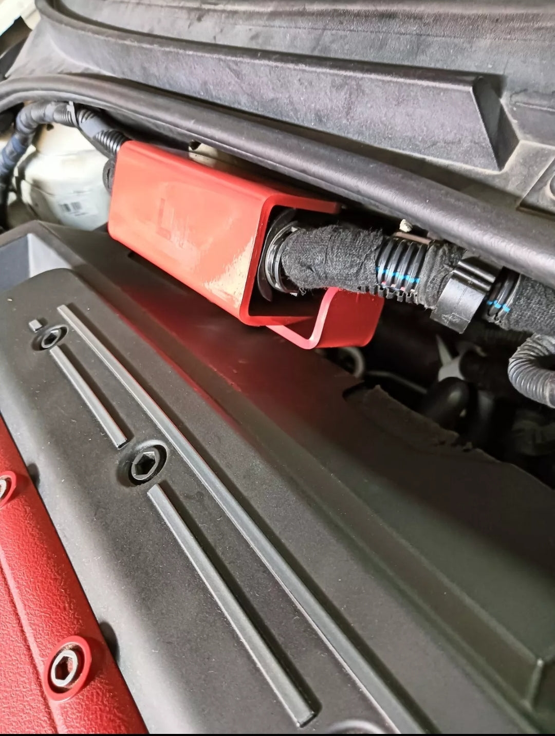 Unique red armored plating 5mm thick LNM ECU ANTITHEFT ARMOR punto abarth / punto abarth / 500abarth
