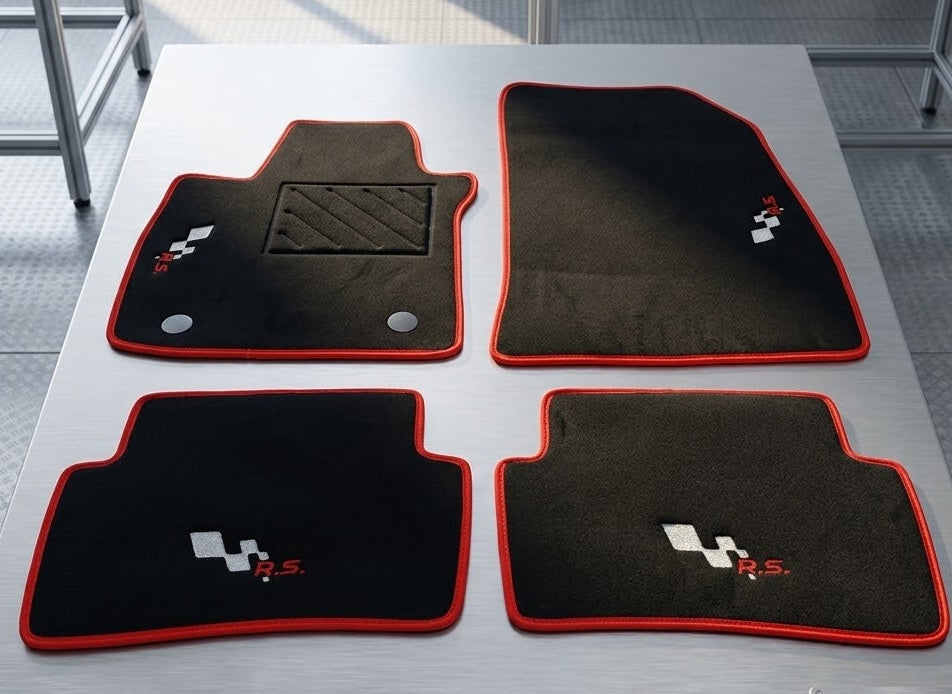 Tappetini logo mod.corse Renault clio 4 RS / Renault clio 4